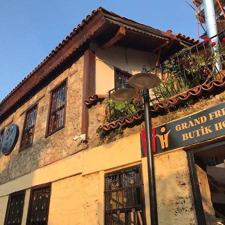 Grand Friends Acomodação com café da manhã Antália Exterior foto